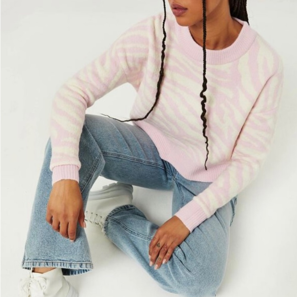 🌸 striped sweater 🌸